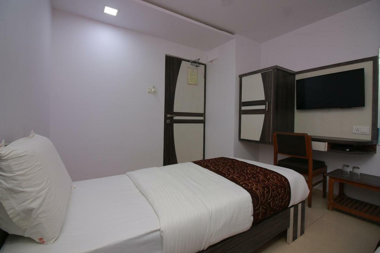 Hotel Apex Navi Mumbai Extérieur photo