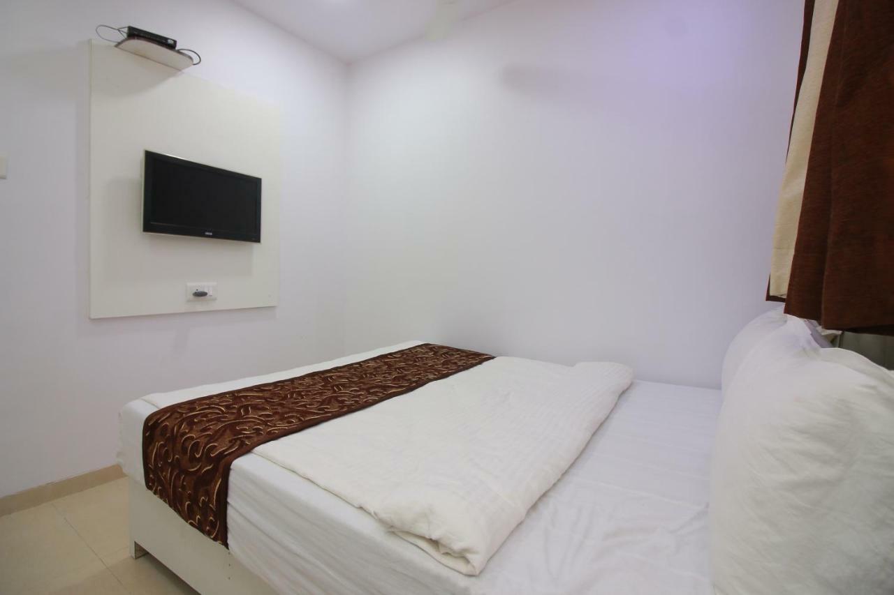 Hotel Apex Navi Mumbai Extérieur photo