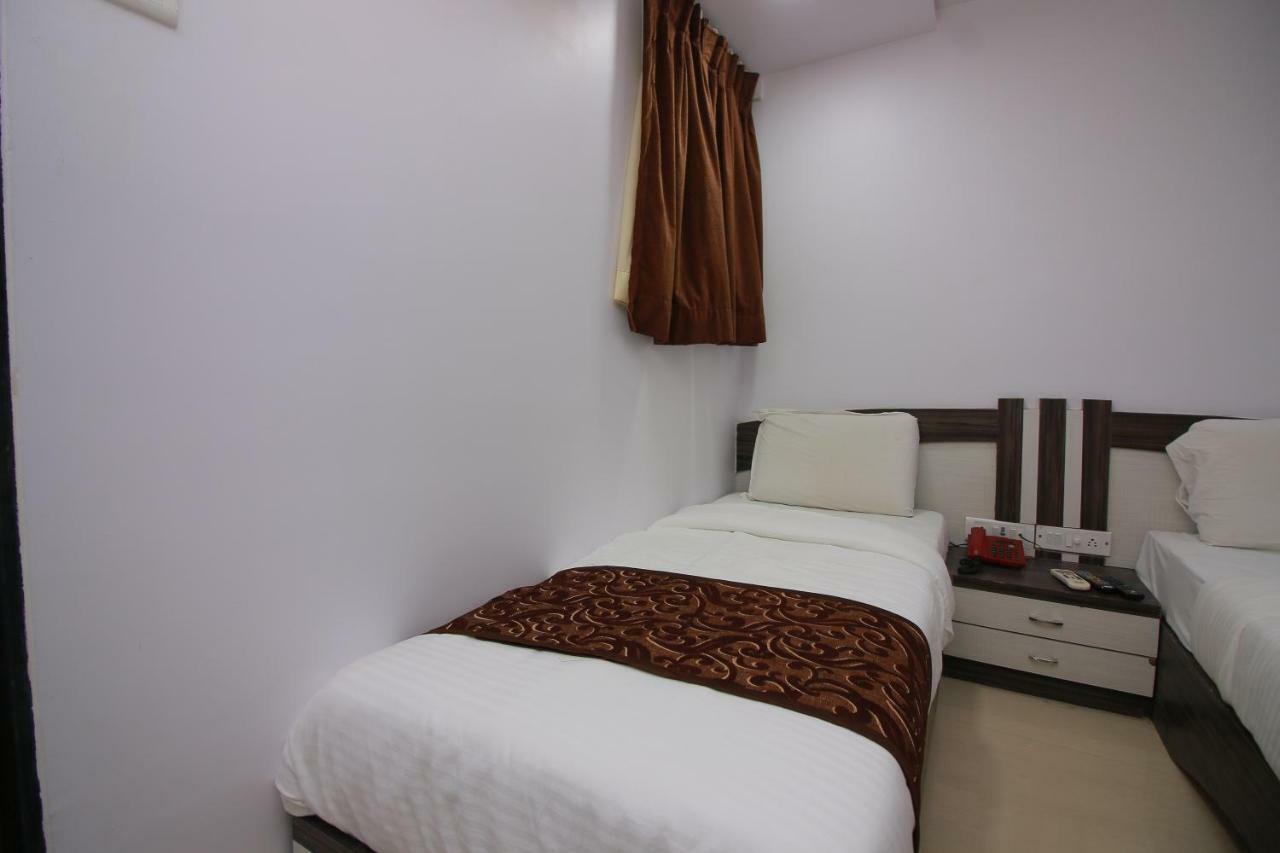 Hotel Apex Navi Mumbai Extérieur photo