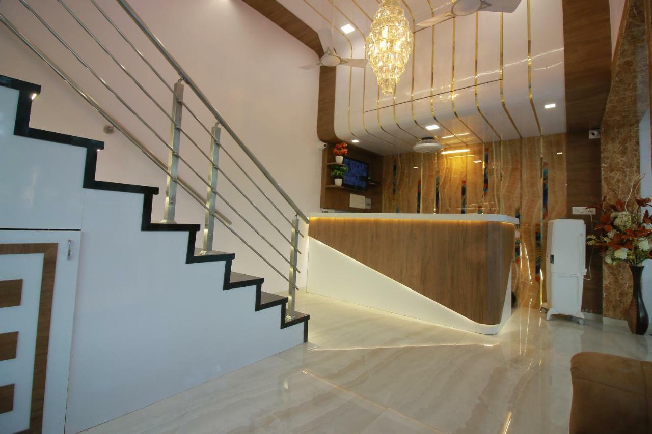 Hotel Apex Navi Mumbai Extérieur photo