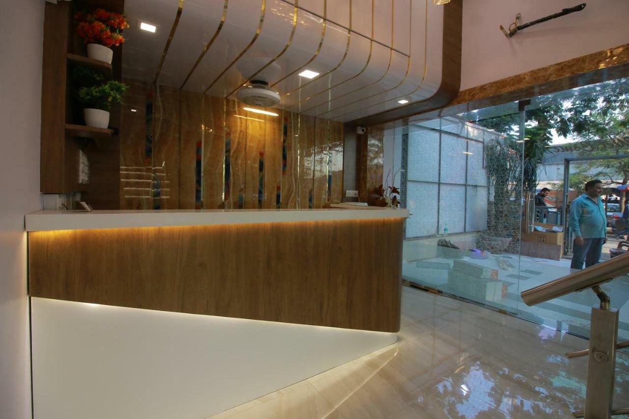 Hotel Apex Navi Mumbai Extérieur photo